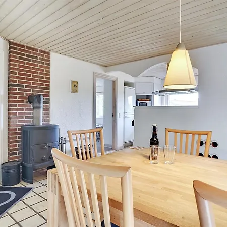 Aurelia - 500m To The Fjord By Interhome *