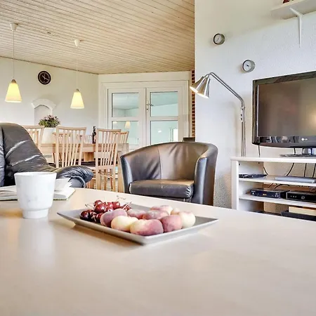 Aurelia - 500m To The Fjord By Interhome Blåvand