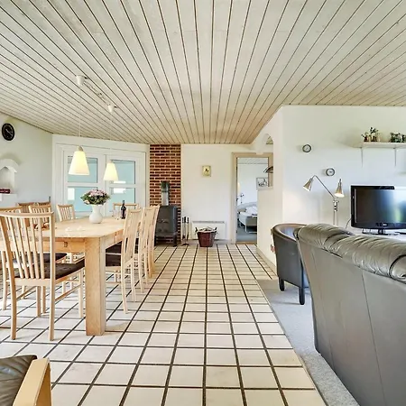 Aurelia - 500m To The Fjord By Interhome Vakantiehuis