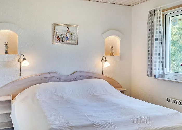 Aurelia - 500m To The Fjord By Interhome *