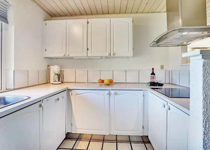 Aurelia - 500m To The Fjord By Interhome